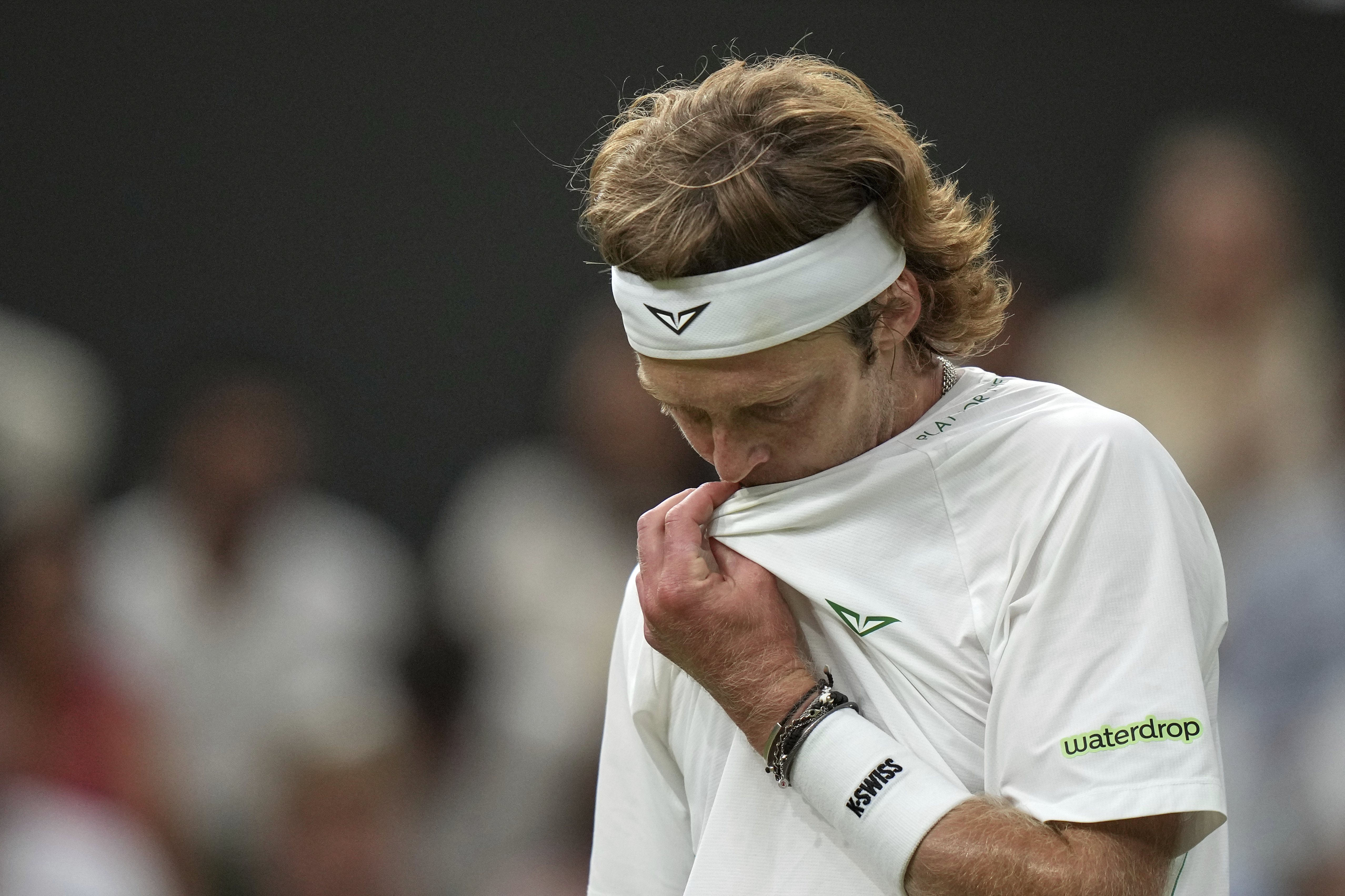 开云sport-温网逆转ATP总决赛，阿尔卡拉斯统治全场的简单介绍