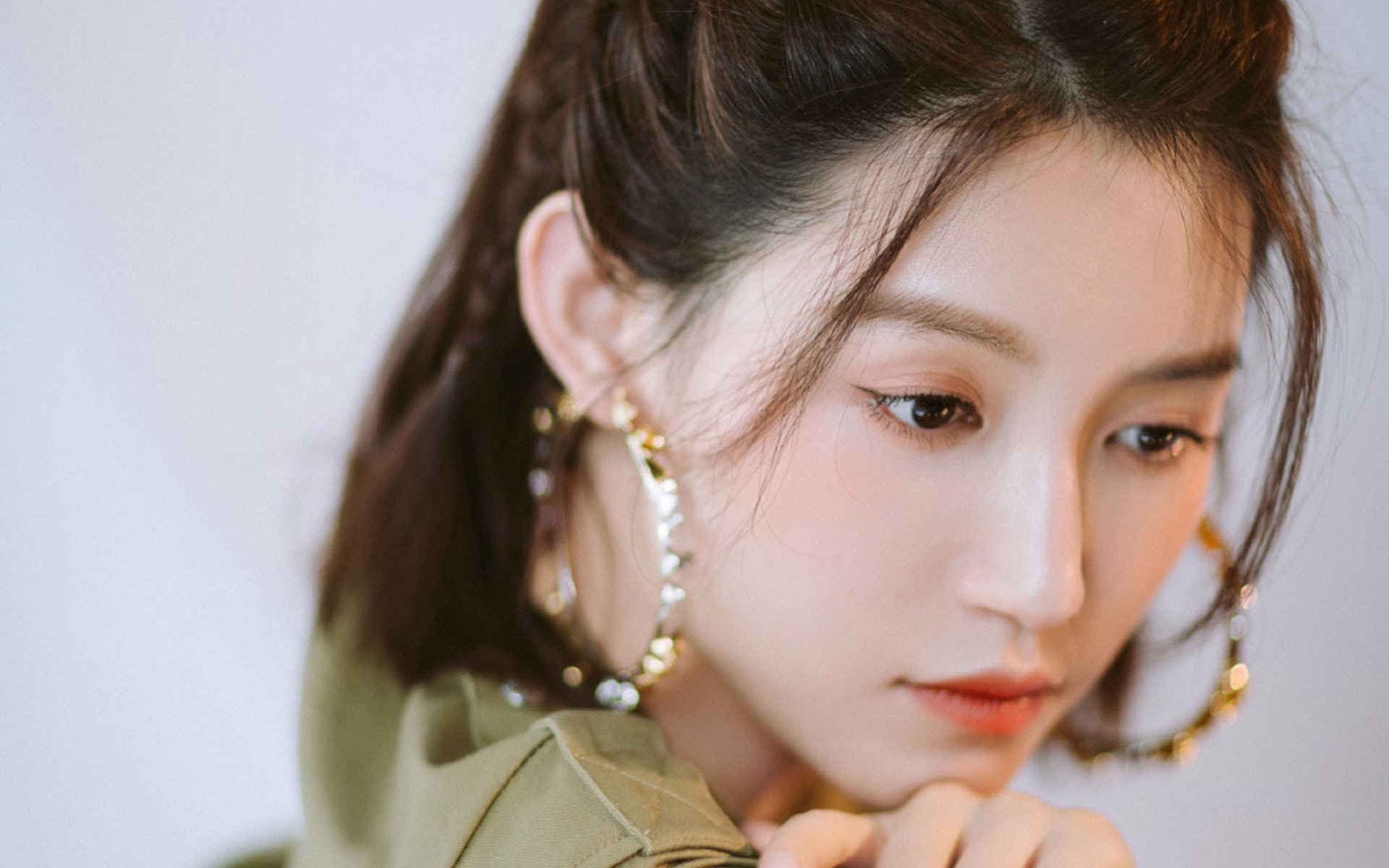 压力的形状，F1街道赛之夜的引擎轰鸣与杜兰特的关键心跳