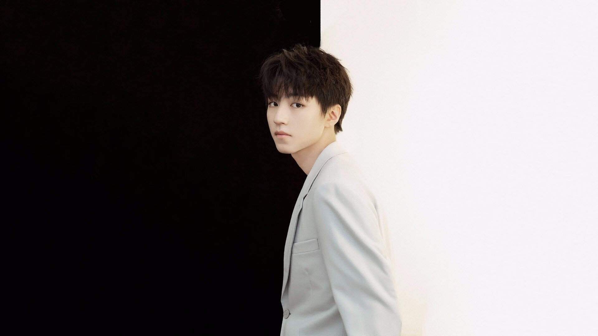 开云体育平台APP-洪都拉斯创造历史！季后赛抢七焦点战上演巅峰对决，力压澳大利亚胜出