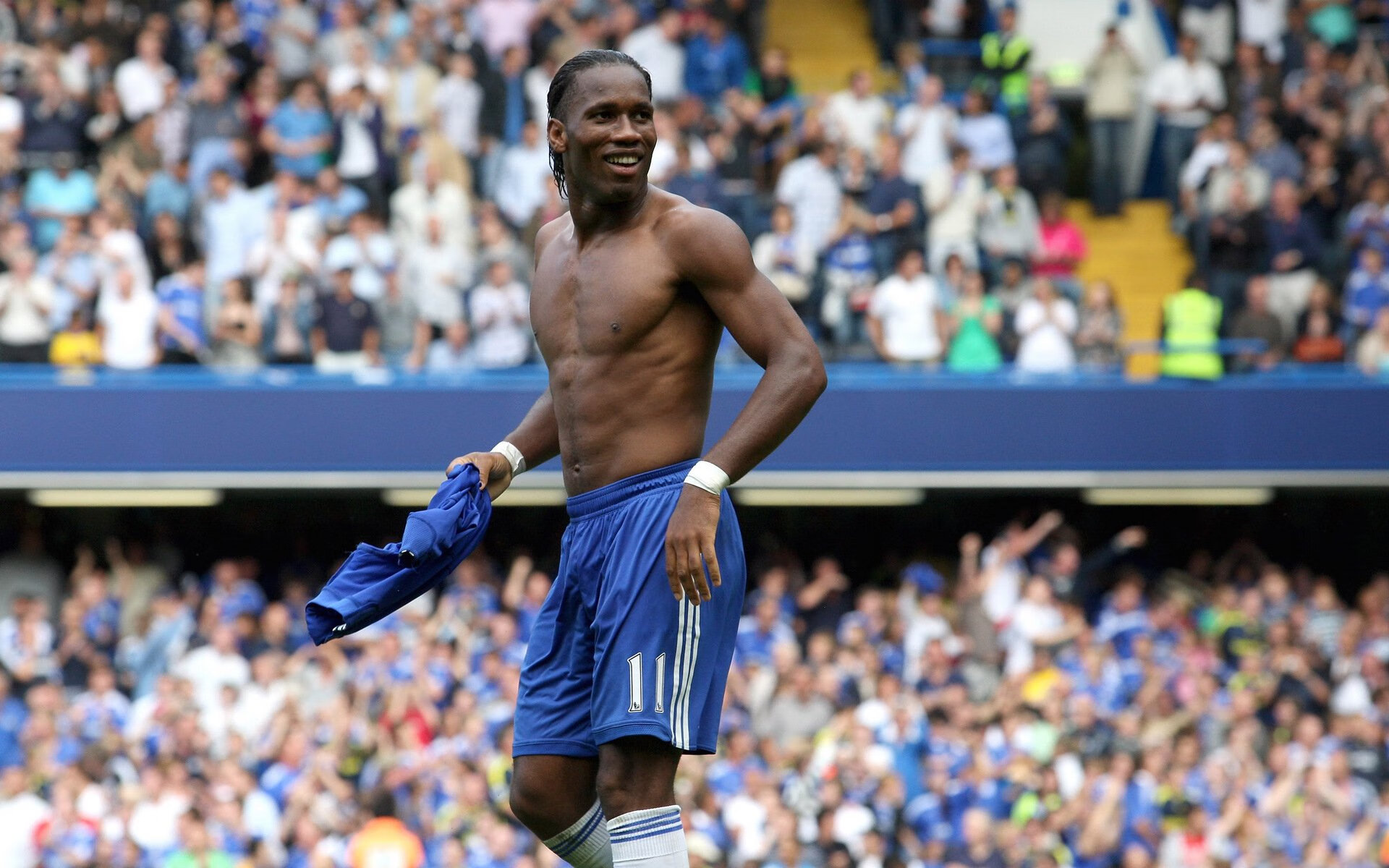 开云体育登录-湖人金色洪流淹没北京防线，福克斯闪电连击终结悬念